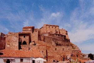 Il castello. Ecco il castello di Isola del Giglio. Siamo a circa 400m d'altezza ed il panorama  stupendo.